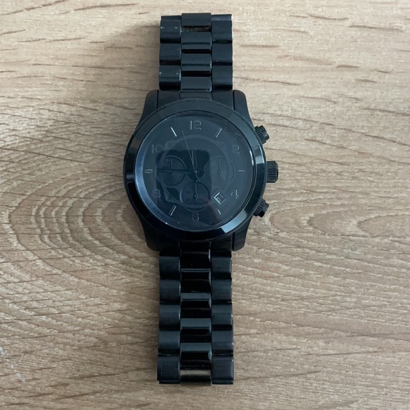 Michael Kors Watch - Picture 6 of 7